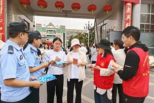 21连败！蒙蒂谈更衣室的氛围：我们不会开心 这是人的本性